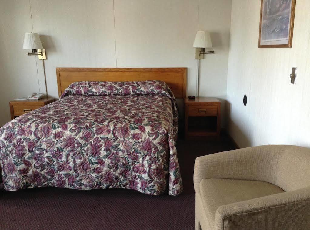 Lighthouse View Motel Mackinaw City Exterior foto